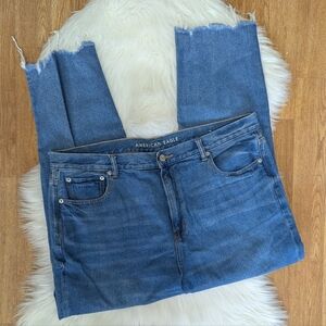 American Eagle Mom Jean Medium Wash